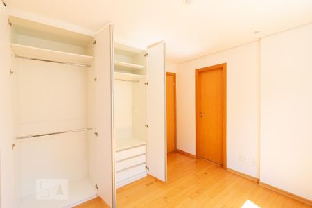 Apartamento à venda com 196m², 3 quartos e 3 vagas Apartamento à venda com 196m², 3 quartos e 3 vagasSemi Suite 2 - 1º Andar