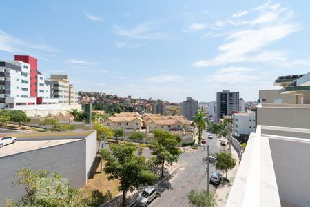 Apartamento à venda com 196m², 3 quartos e 3 vagas Apartamento à venda com 196m², 3 quartos e 3 vagasVista da Cobertura