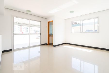 Apartamento à venda com 196m², 3 quartos e 3 vagas Apartamento à venda com 196m², 3 quartos e 3 vagasSala - 2º Andar