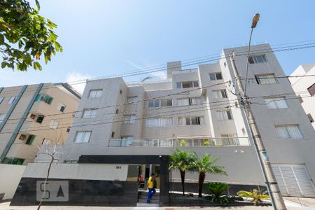 Apartamento à venda com 196m², 3 quartos e 3 vagas Apartamento à venda com 196m², 3 quartos e 3 vagasFachada