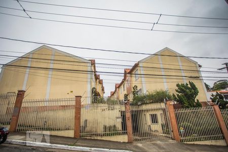 Casa de condomínio à venda com 155m², 3 quartos e 2 vagasFachada