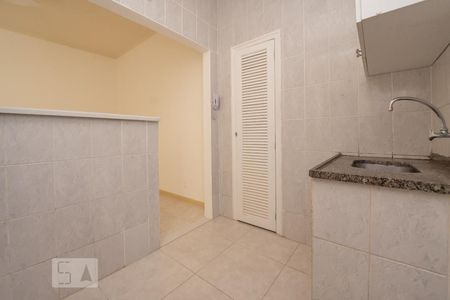 Apartamento para alugar com 40m², 1 quarto e sem vaga Apartamento para alugar com 40m², 1 quarto e sem vagaCozinha americana