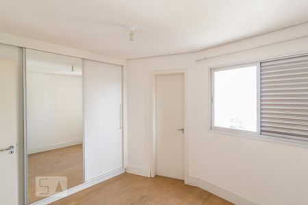 Apartamento à venda com 60m², 2 quartos e 2 vagasSuíte