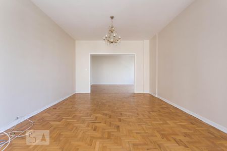 Apartamento à venda com 255m², 3 quartos e 2 vagas Apartamento à venda com 255m², 3 quartos e 2 vagasSala