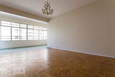 Apartamento à venda com 255m², 3 quartos e 2 vagas Apartamento à venda com 255m², 3 quartos e 2 vagasSala