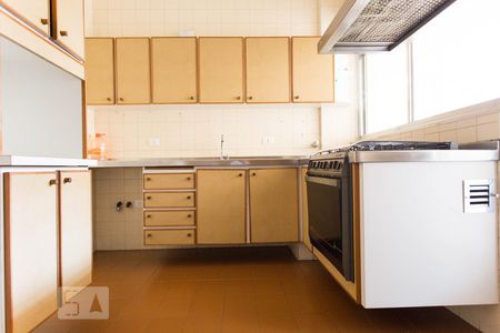 Apartamento à venda com 255m², 3 quartos e 2 vagas Apartamento à venda com 255m², 3 quartos e 2 vagasCozinha