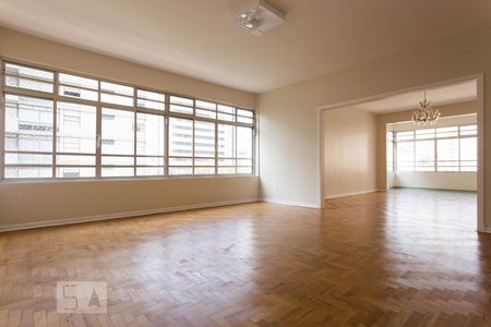 Apartamento à venda com 255m², 3 quartos e 2 vagas Apartamento à venda com 255m², 3 quartos e 2 vagasSala