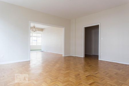 Apartamento à venda com 255m², 3 quartos e 2 vagas Apartamento à venda com 255m², 3 quartos e 2 vagasSala