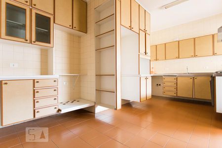 Apartamento à venda com 255m², 3 quartos e 2 vagas Apartamento à venda com 255m², 3 quartos e 2 vagasCozinha