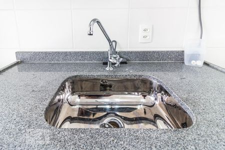 Cozinha de apartamento à venda com 1 quarto, 33m² em Água Branca, São Paulo