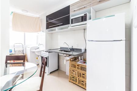 Cozinha de apartamento à venda com 1 quarto, 32m² em Água Branca, São Paulo