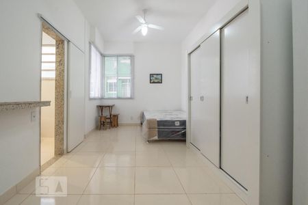 Quarto de kitnet/studio para alugar com 1 quarto, 20m² em Centro, Rio de Janeiro