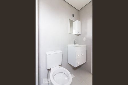 Banheiro de apartamento para alugar com 1 quarto, 36m² em Sítio do Morro, São Paulo