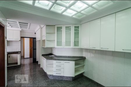 Apartamento à venda com 162m², 3 quartos e 2 vagas Apartamento à venda com 162m², 3 quartos e 2 vagasCozinha