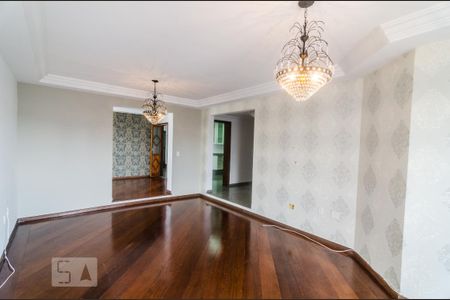 Apartamento à venda com 162m², 3 quartos e 2 vagas Apartamento à venda com 162m², 3 quartos e 2 vagasSala