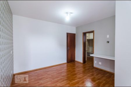 Apartamento à venda com 162m², 3 quartos e 2 vagas Apartamento à venda com 162m², 3 quartos e 2 vagasSuíte