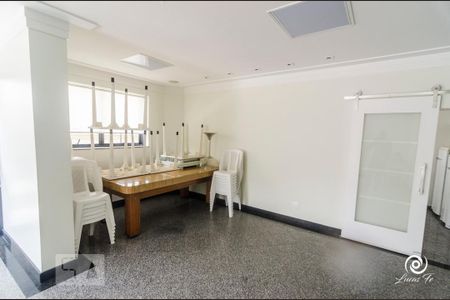 Apartamento à venda com 162m², 3 quartos e 2 vagas Apartamento à venda com 162m², 3 quartos e 2 vagasÁrea Comum - Salão