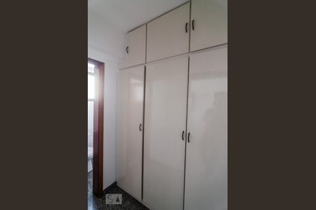 Apartamento à venda com 162m², 3 quartos e 2 vagas Apartamento à venda com 162m², 3 quartos e 2 vagasÁrea de Serviço