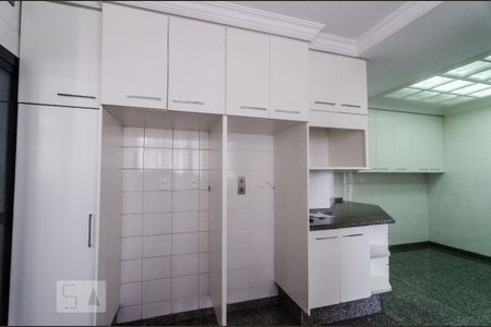 Apartamento à venda com 162m², 3 quartos e 2 vagas Apartamento à venda com 162m², 3 quartos e 2 vagasCozinha
