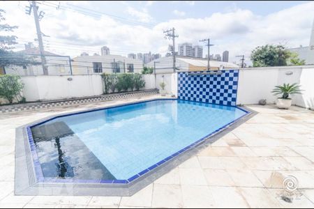 Apartamento à venda com 162m², 3 quartos e 2 vagas Apartamento à venda com 162m², 3 quartos e 2 vagasÁrea Comum - Piscina