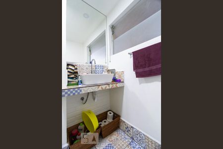 Banheiro social de apartamento à venda com 1 quarto, 45m² em Vila Clementino, São Paulo