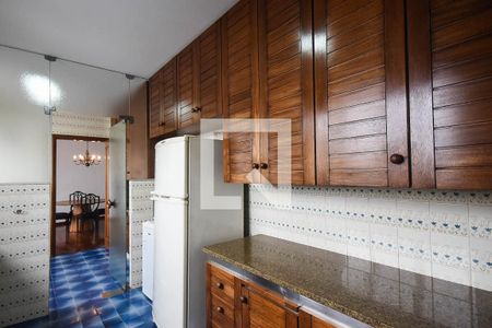 Apartamento à venda com 211m², 2 quartos e 2 vagasCozinha