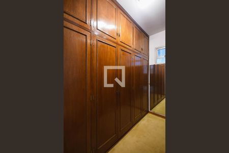 Apartamento à venda com 211m², 2 quartos e 2 vagasArmário da suíte 2