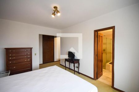 Apartamento à venda com 211m², 2 quartos e 2 vagasSuíte 2