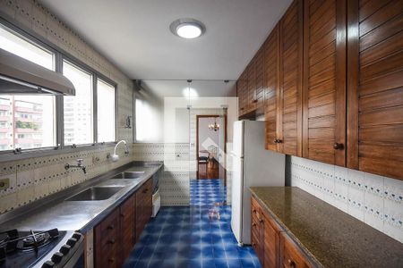 Apartamento à venda com 211m², 2 quartos e 2 vagasCozinha