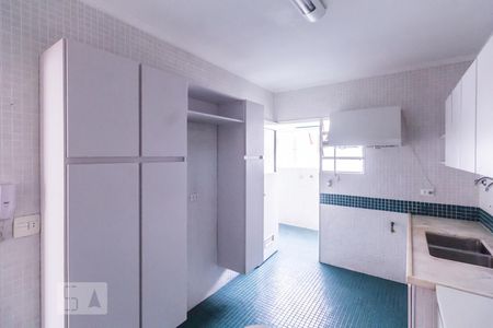 Apartamento à venda com 100m², 2 quartos e 1 vagaCOZINHA