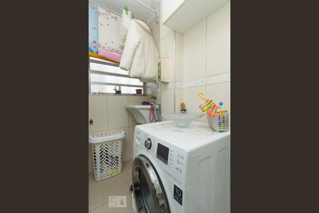 Apartamento para alugar com 65m², 2 quartos e 1 vagaÁrea de serviço