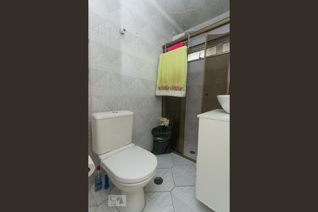 Banheiro de apartamento para alugar com 2 quartos, 65m² em Cambuci, São Paulo