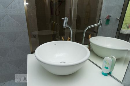 Detalhe do banheiro de apartamento para alugar com 2 quartos, 65m² em Cambuci, São Paulo