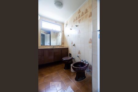 Banheiro social de apartamento para alugar com 2 quartos, 75m² em Jardim Brasil (zona Sul), São Paulo