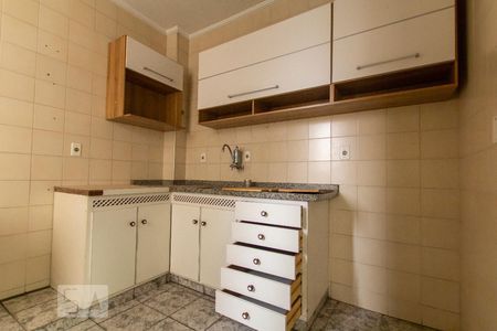Cozinha de apartamento para alugar com 2 quartos, 59m² em Jardim Santa Teresa, Jundiaí