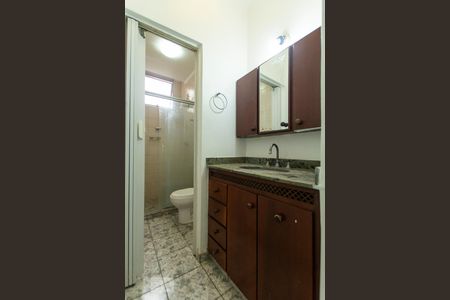 Banheiro Social  de apartamento para alugar com 2 quartos, 59m² em Jardim Santa Teresa, Jundiaí
