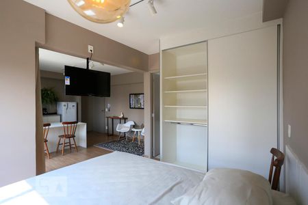 Studio para alugar com 37m², 1 quarto e 1 vagaQuarto Armários