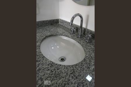 Banheiro Detalhe de kitnet/studio à venda com 1 quarto, 37m² em Sumarezinho, São Paulo