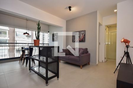 Sala de apartamento para alugar com 1 quarto, 38m² em Vila Suzana, São Paulo
