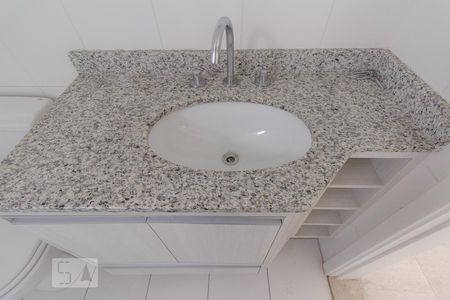 Apartamento à venda com 83m², 2 quartos e 2 vagasBanheiro Quarto 2