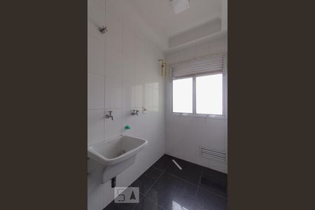 Apartamento à venda com 83m², 2 quartos e 2 vagasÁrea de serviço