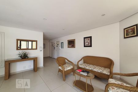 Studio para alugar com 40m², 1 quarto e 1 vagaHall de entrada
