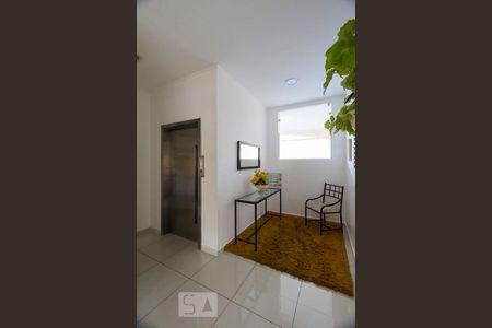 Apartamento à venda com 70m², 2 quartos e 1 vagaHall social