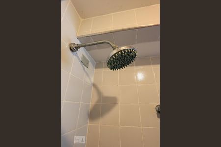 Banheiro de apartamento para alugar com 3 quartos, 88m² em Jardim Ampliação, São Paulo