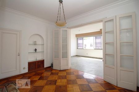 Apartamento à venda com 150m², 3 quartos e 1 vagaSala de Jantar.