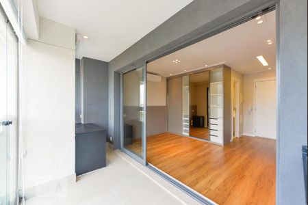 Varanda de kitnet/studio à venda com 1 quarto, 31m² em Sumarezinho, São Paulo