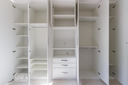 Apartamento à venda com 70m², 2 quartos e 1 vaga Apartamento à venda com 70m², 2 quartos e 1 vagaDetalhe