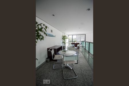 Apartamento à venda com 42m², 1 quarto e 1 vagaEspaço internet