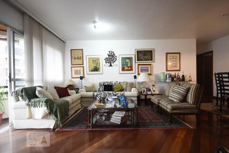 Sala de apartamento para alugar com 4 quartos, 165m² em Vila Suzana, São Paulo