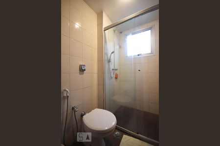 Detalhe do banheiro de apartamento para alugar com 4 quartos, 165m² em Vila Suzana, São Paulo